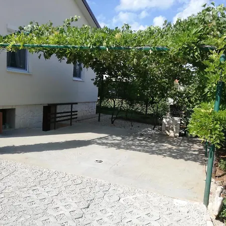 Appartement House Lily